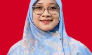 Rizka seragam biru - Rizka Esty Safriana